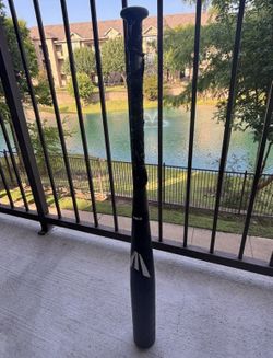 Easton Mako Beast