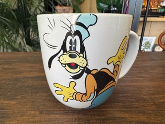 WALT DISNEY’S GOOFY F Gawrsh Skaes  Quality MUG COFFEE CUP DISNEY STORE