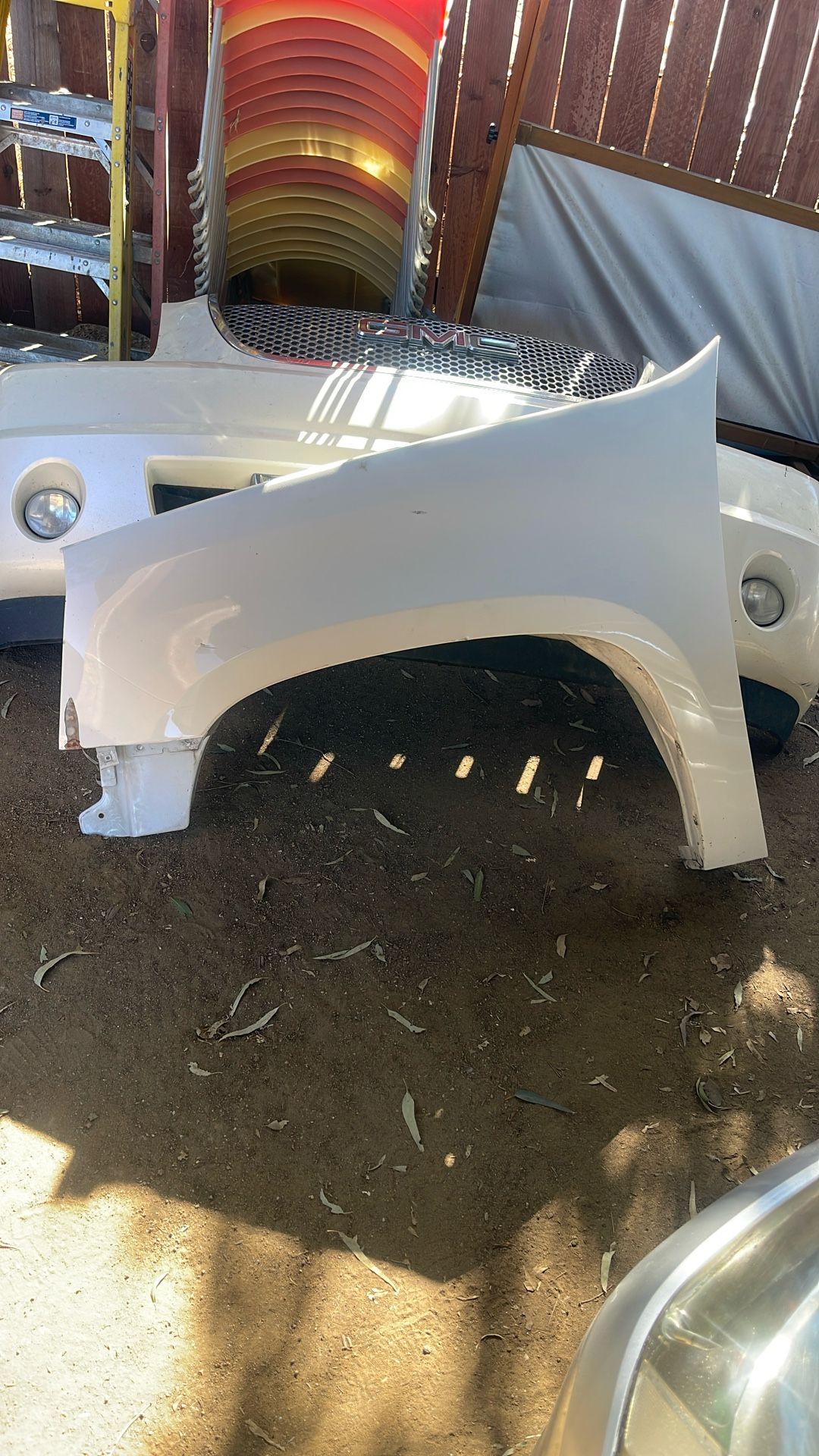 Gmc Yukon 2007-2014 Driver Side Fender