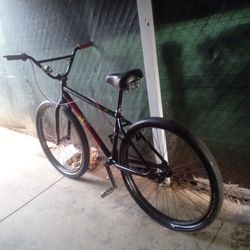 Vendo Está Preciosa Vestía Está En Muy Buen Estado Es Una Preciosura De Bicicleta 