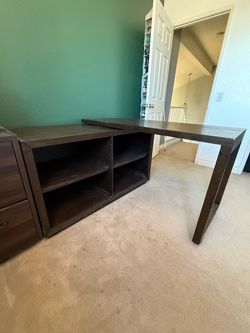 Large L-Shaped Desk with shelving