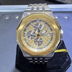 Invicta Akula With Box. ASK FOR RYAN. #(contact info removed)08