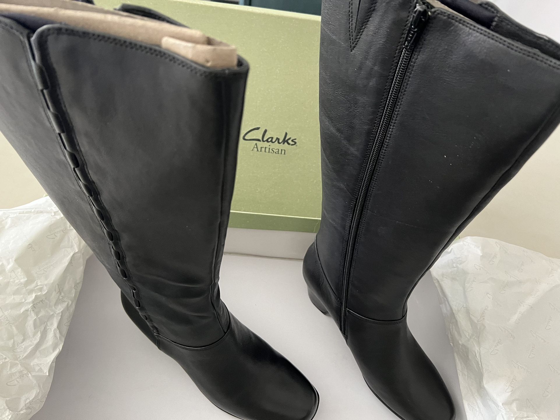 Clarks Women's Cardy Boot ~ Size 10M ~ Black Leather