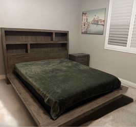 Queen Size Bedroom Set
