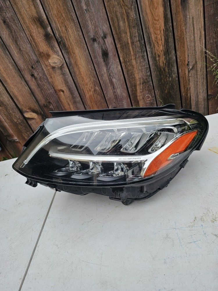 2019-2021 Mercedes Benz OEM Driver Side Headlight