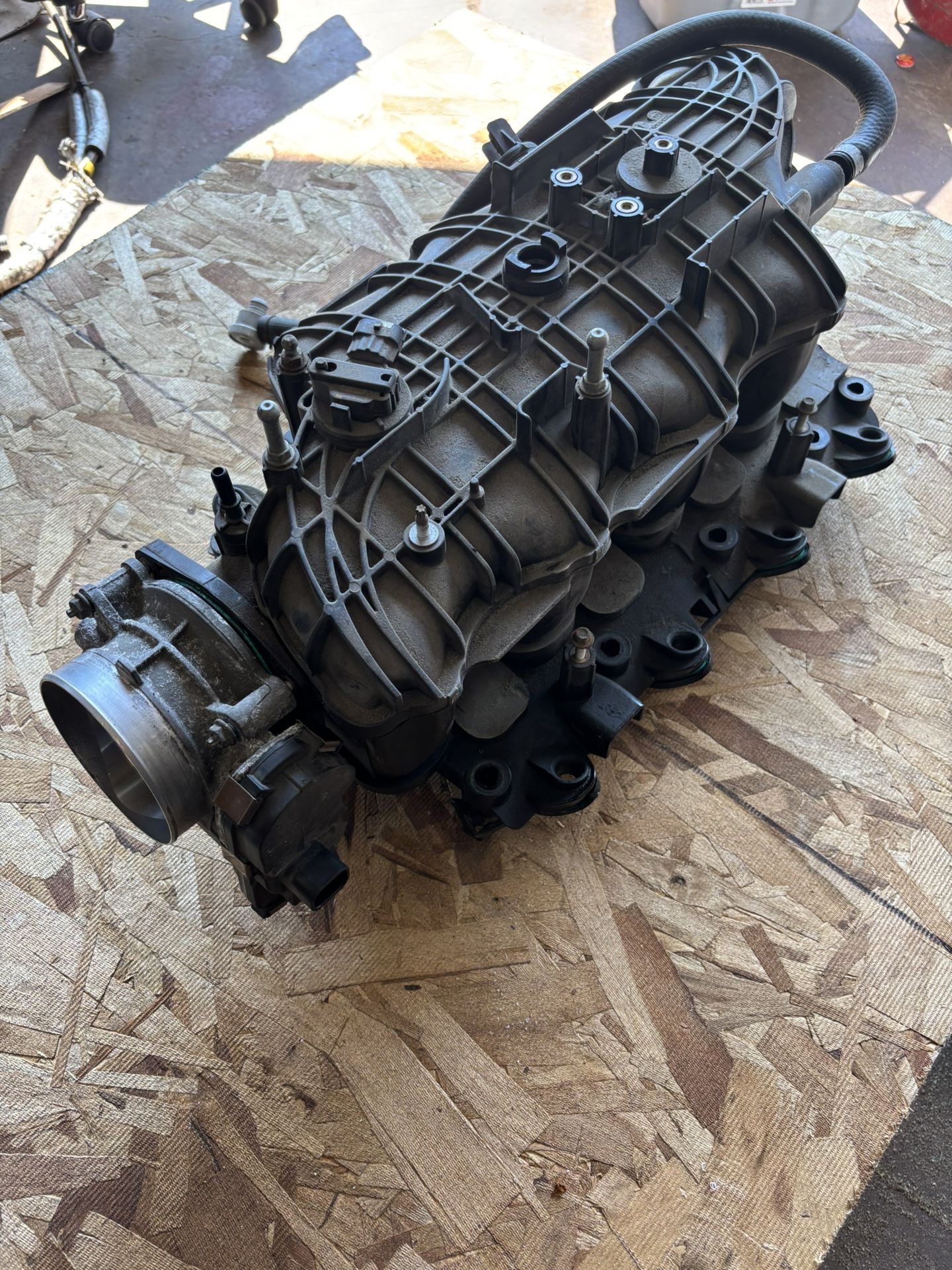TBSS NBSS Intake manifold 4.8 5.3 6.0