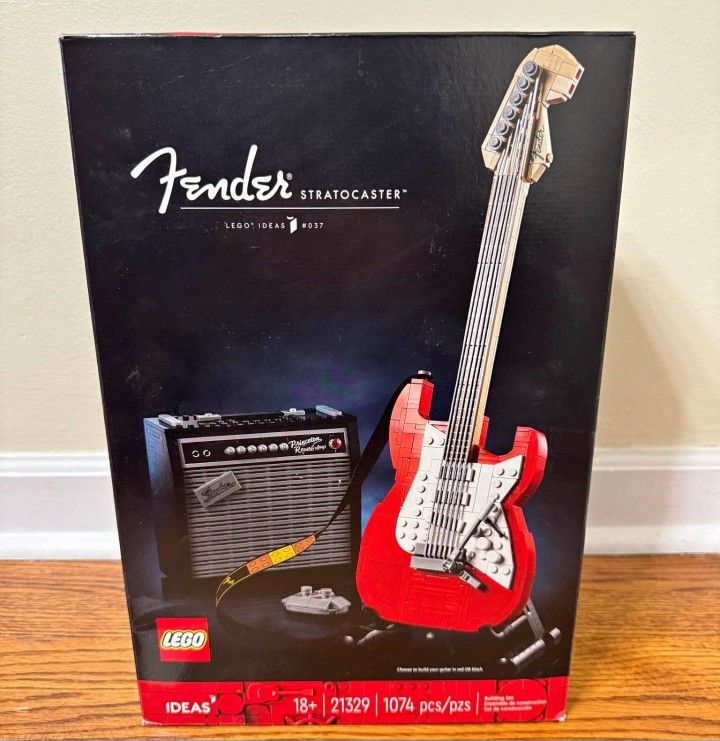 Lego 21329 Fender Stratocaster (New In Box)