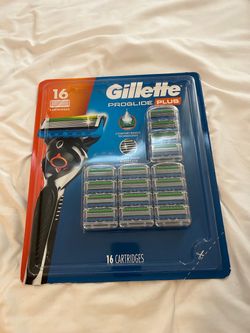 Gillette Razors. Pack of 16 razors