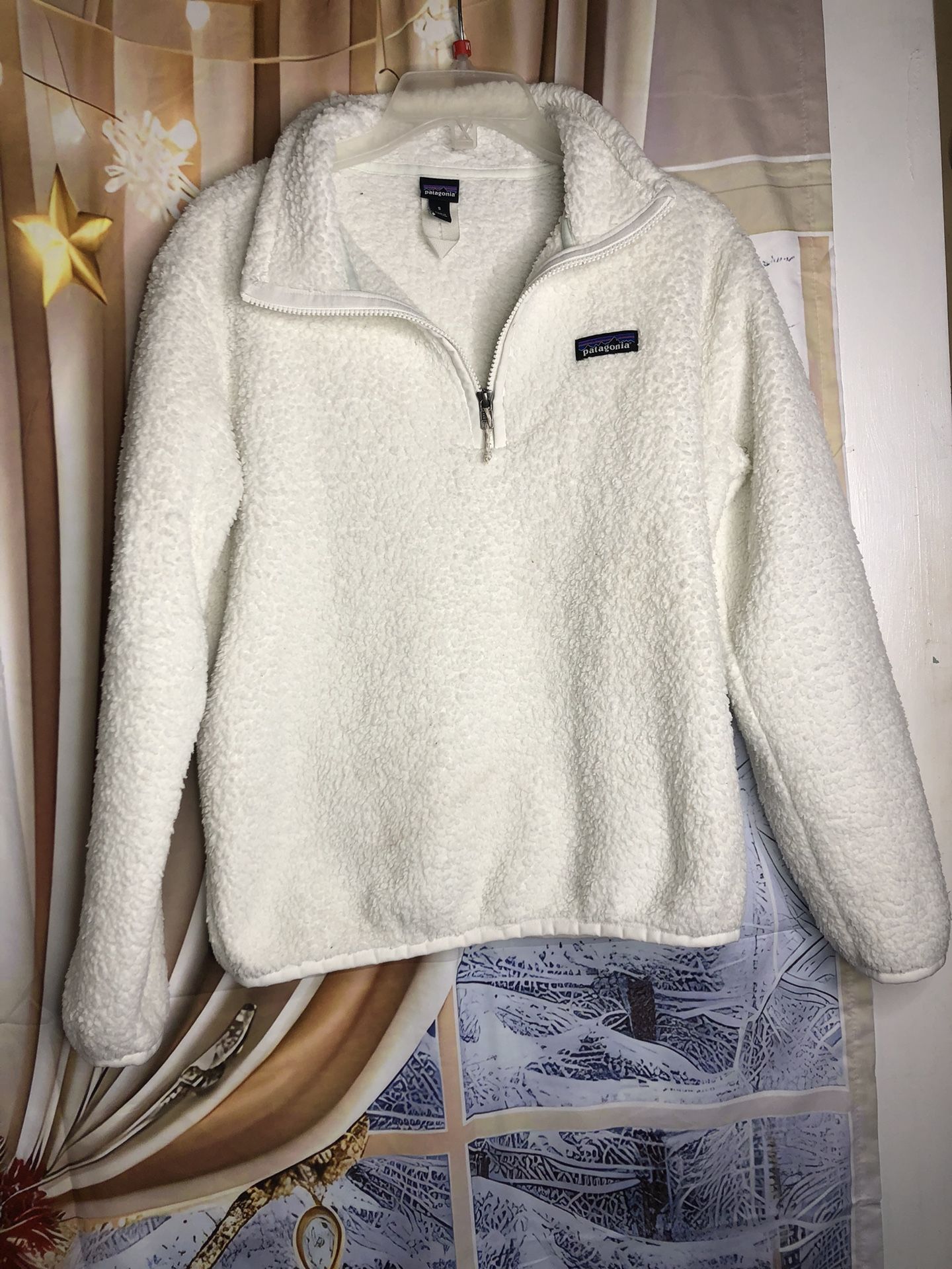 Patagonia Women’s Fleece Sweater Size Small