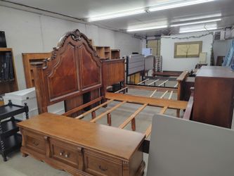 Ornate King Bedframe