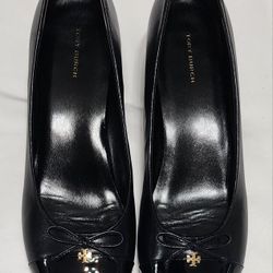 Tory Burch
‘Cap -Toe’ pumps Size 11