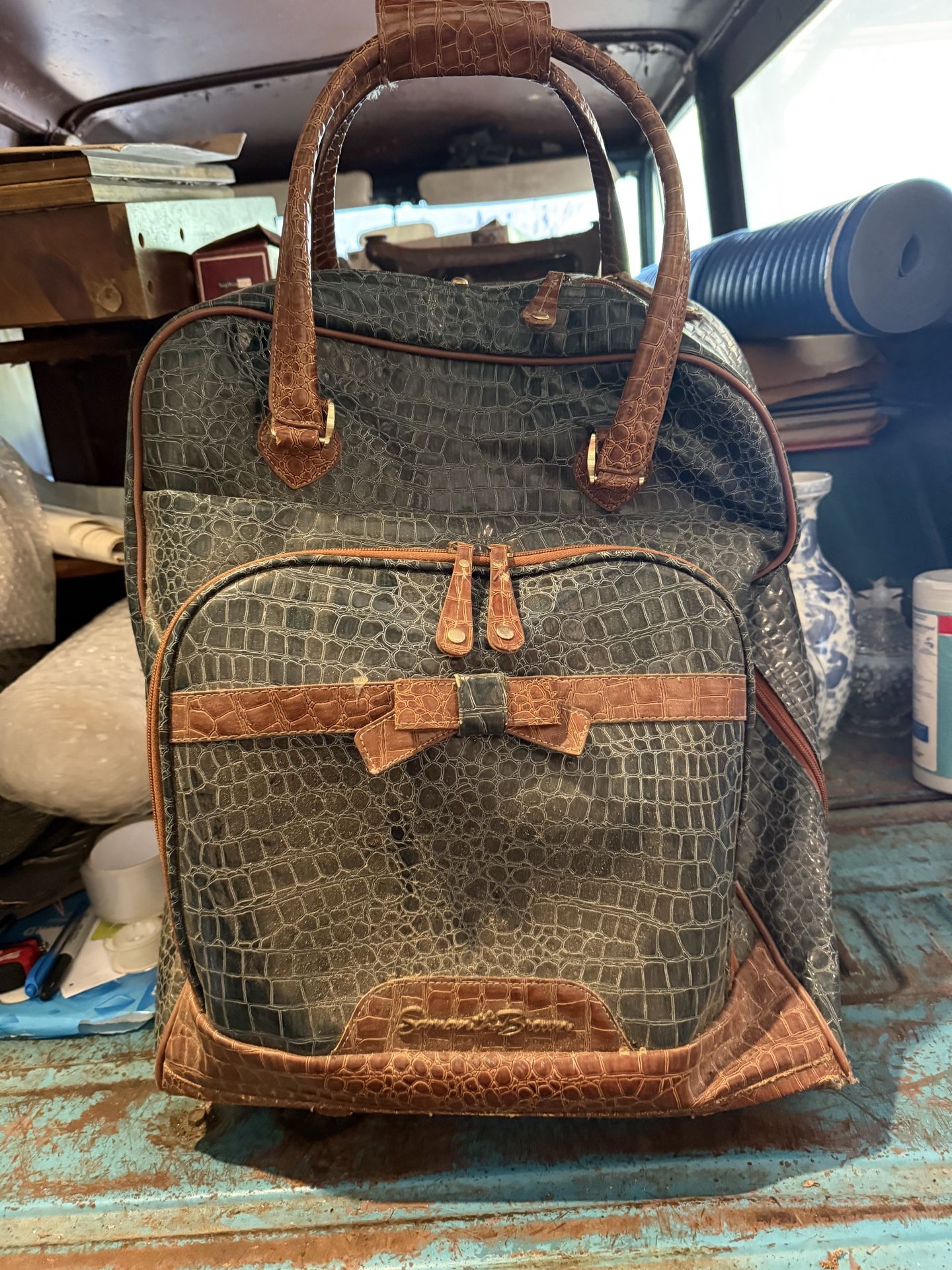Samantha Brown luggage