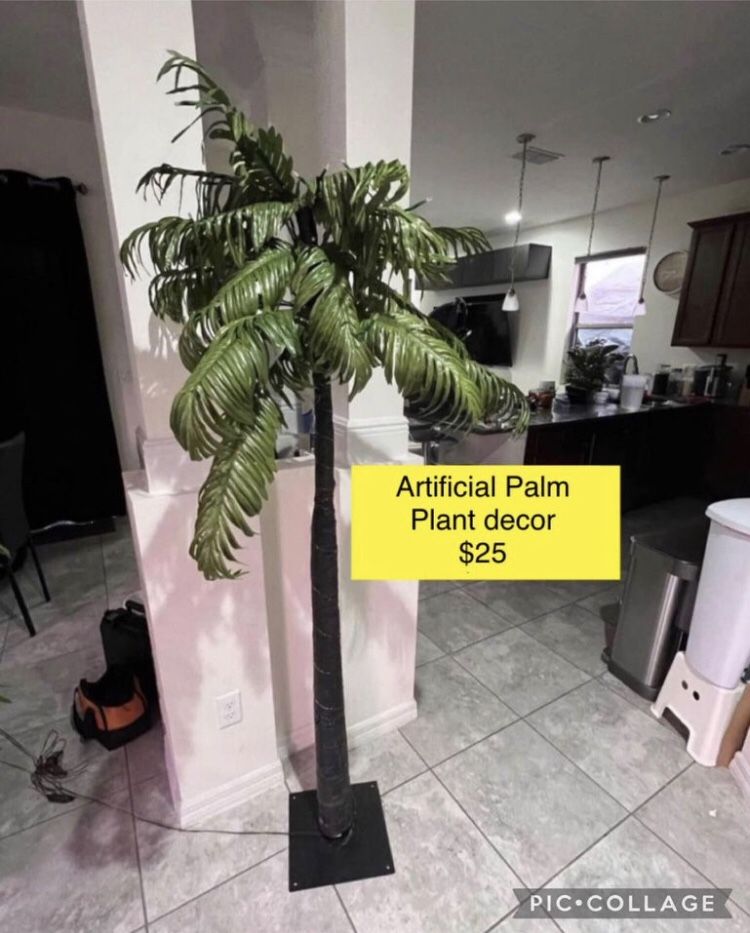 Artificial decor plant $7 & palm $25/ arbol y planta artificial