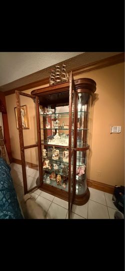 Curved Glass Display Cabinet