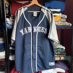 Y2K Yankees Jersey🔥 size XL in Men for $25‼️‼️