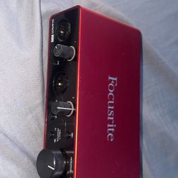 focusrite 2i2 audio interface