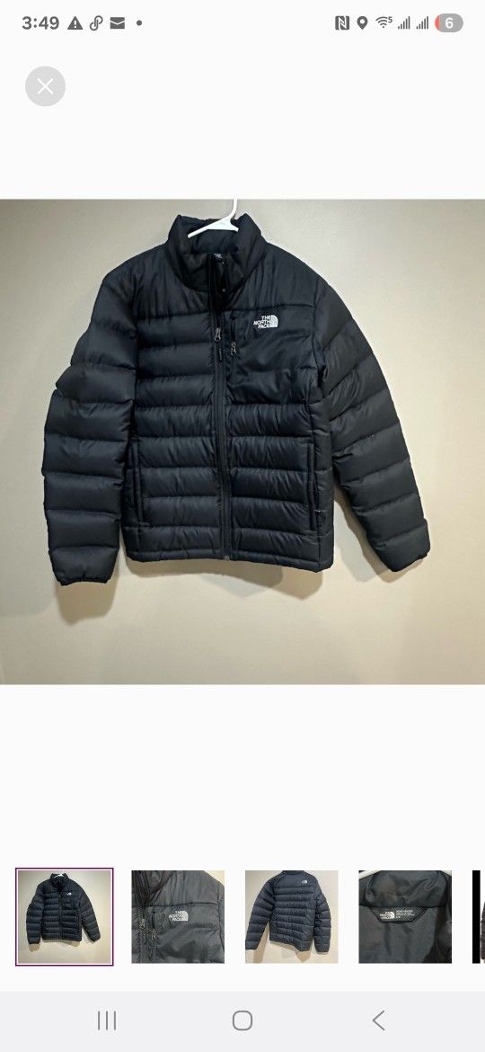 North Face Men's puffer jacket