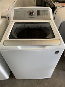 GE Washer King Size Excellent Works Perfectly. Warranty. Delivery Available. 2522 Market St Ft Myers 33901
