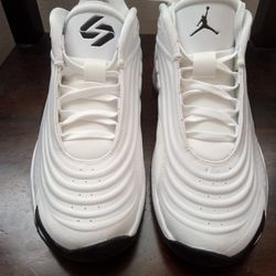 Jordan Luka Doncic Size 11 Men's $90