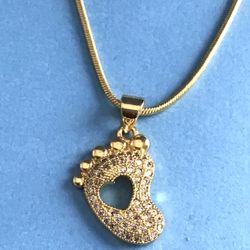 Ladies Crystal Necklace Baby Foot 3/4” Pendant On Snake Chain Gold Plated *Pickup Boca Raton