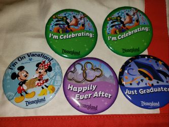 DISNEYLAND PARK BUTTON PINS