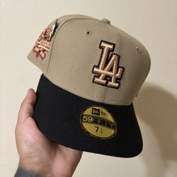 LA DODGERS RUST FITTED 🧡 Size 7 1/4