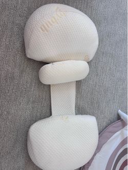 Pregnancy pillow