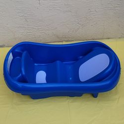 First Years Baby Bath/Tub  Blue. New Born To Toddler. Very Clean. Used 