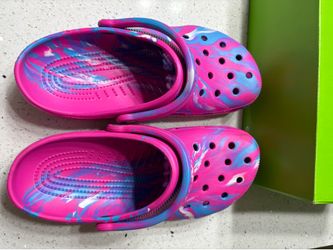Crocs