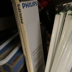 48” Tube Bulbs All White Working 25-30. 