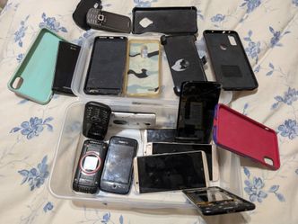 Cell phones all broken  $33 all