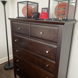 Beautiful Furniture Full Size Headboard And Chest Of Drawers 