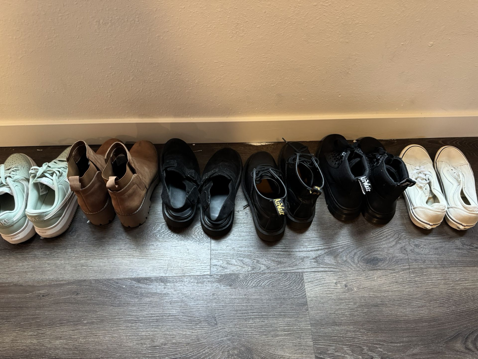 Women’s Shoes And Boots Doc Martin Nike