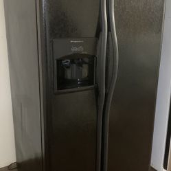 26 Cubic Ft Side By Side Refrigerator 