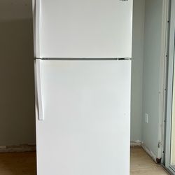 whirlpool stove and fridge