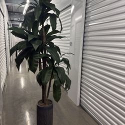 Artificial Plant