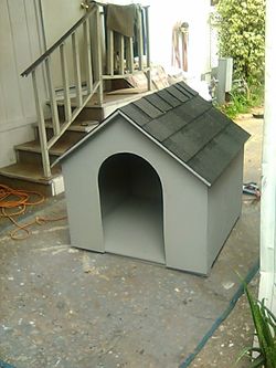 3' x 3' x 3' new wood dog house
