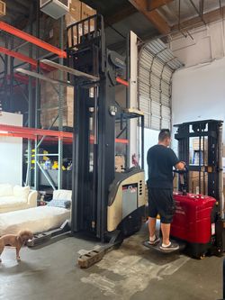 Crown Reach Truck Electric Forklift