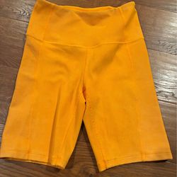 Zella washed ribbed bike shorts size M
