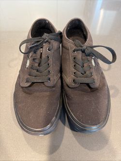 VANS Black Low Tops Size 8.5 Lace Up Skateboard Shoes