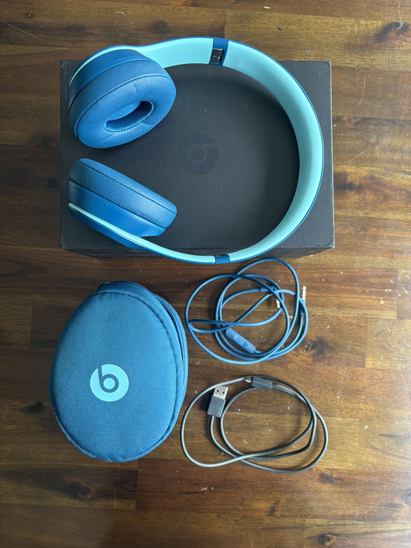 Beats by Dr. Dre Beats Solo3 Headband Wireless Headphones - Pop Blue