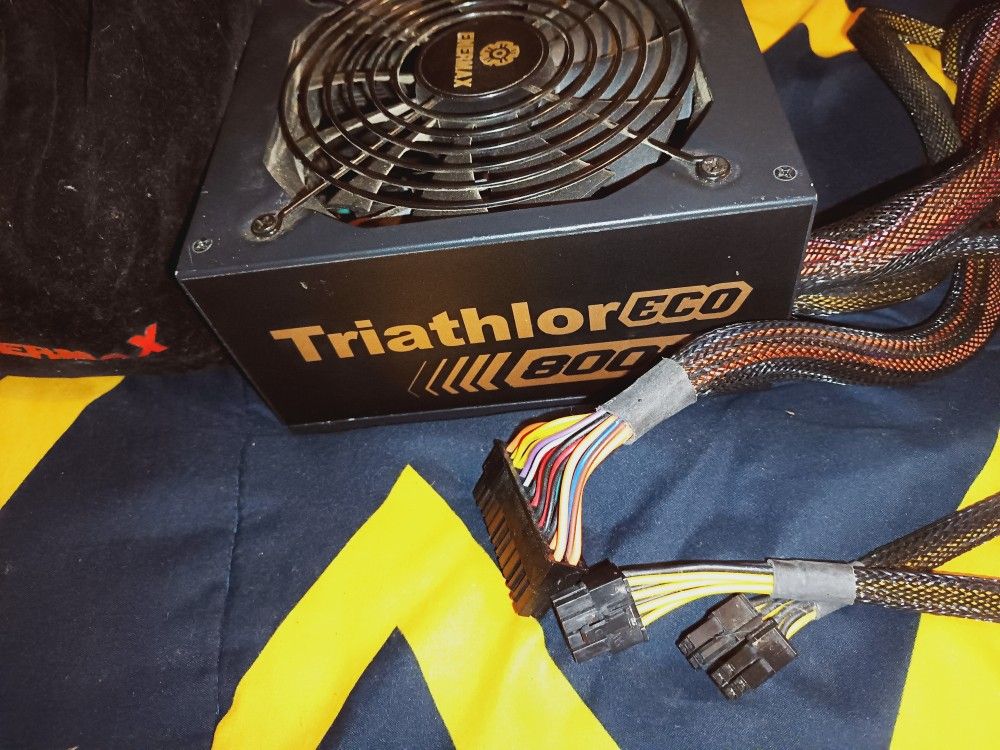 Enermax ETL800EWT-M Triathlor ECO ATX 12V - EPS 12V 800 W Power Supply
