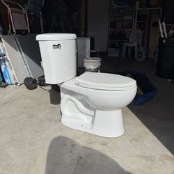 Two Piece Toilet 128gfu - St. Thomas Creations 