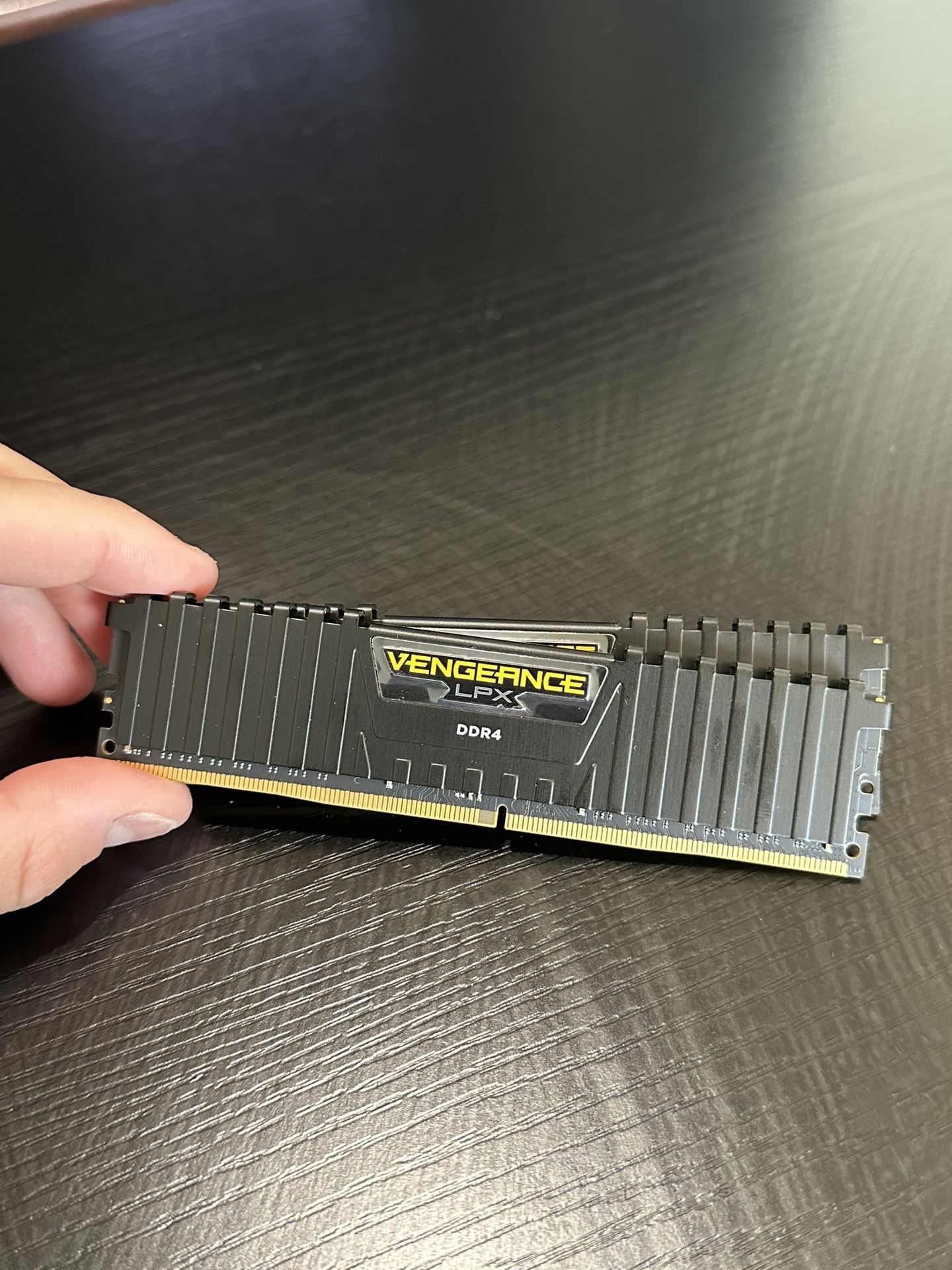 Corsair Vengance 32GB DDR4 RAM 3200mhz