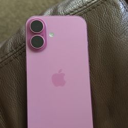 iPhone 16