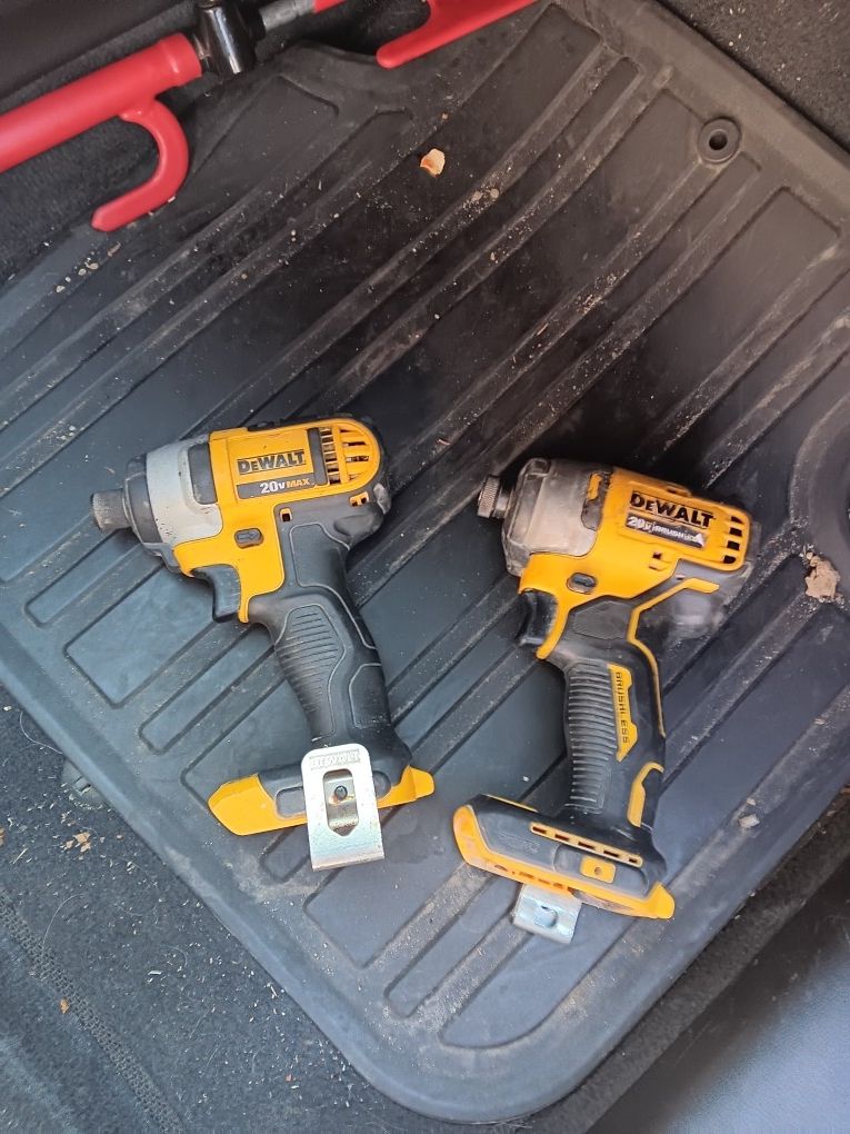 Dewalt 20v Taladros De Impacto $95 Por Los Dos Firme Precio