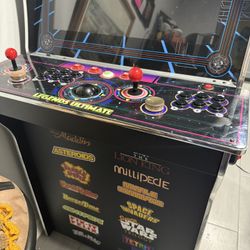 Arcade Machine 