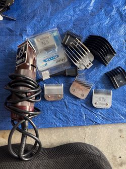Oster Classic 76 Clipper with Blades and Guards
