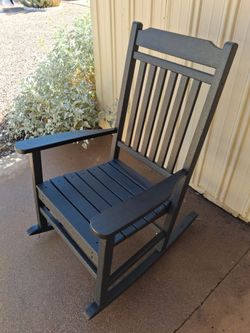 Cracker Barrel Rocking chair