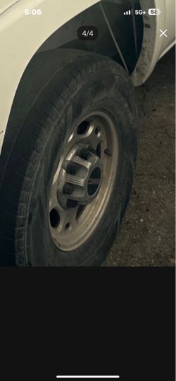 GMC rims no hub caps 8 lugs
